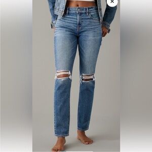 AE Distressed 90s Skinny Jeans